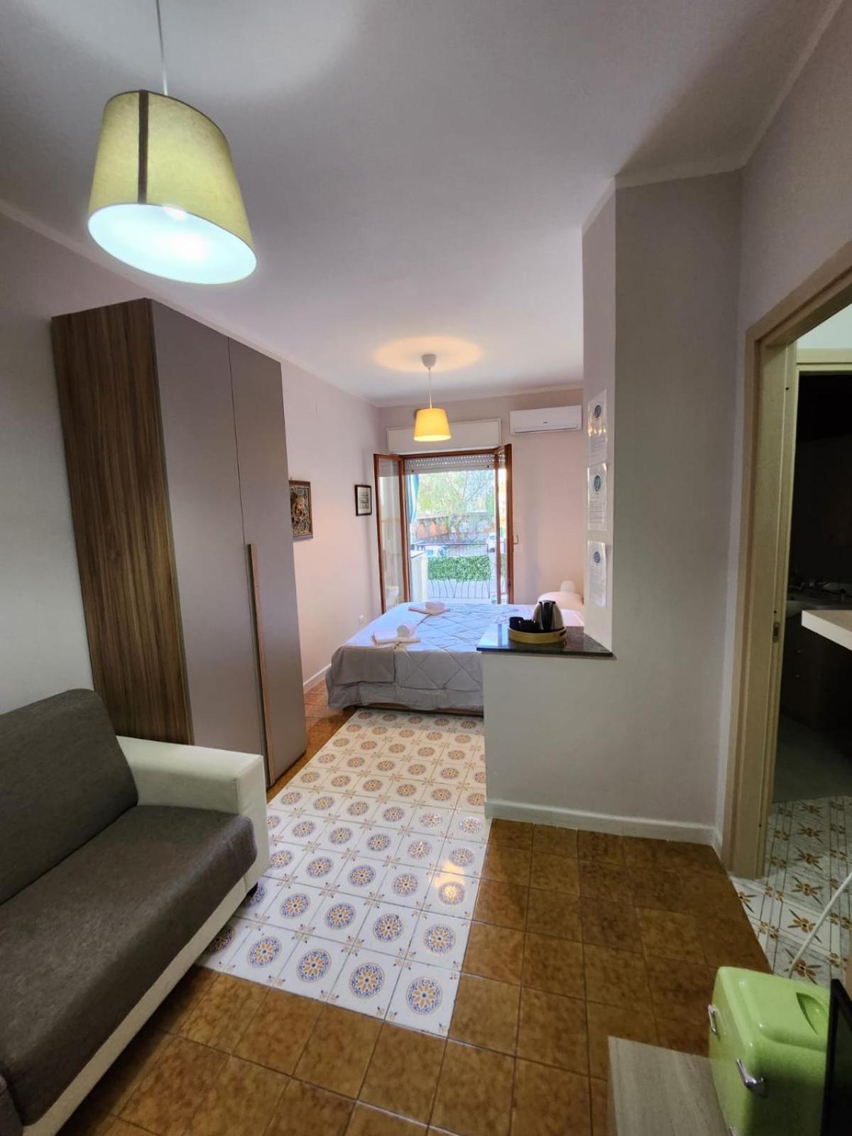 Sorrento'S Holidays Rooms エクステリア 写真